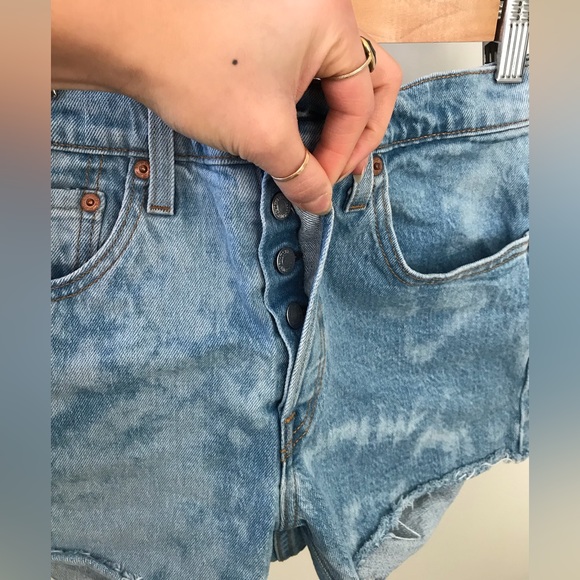 SOLD Levi’s 501 High Waisted Jean Shorts with Button Fly - Picture 4 of 4